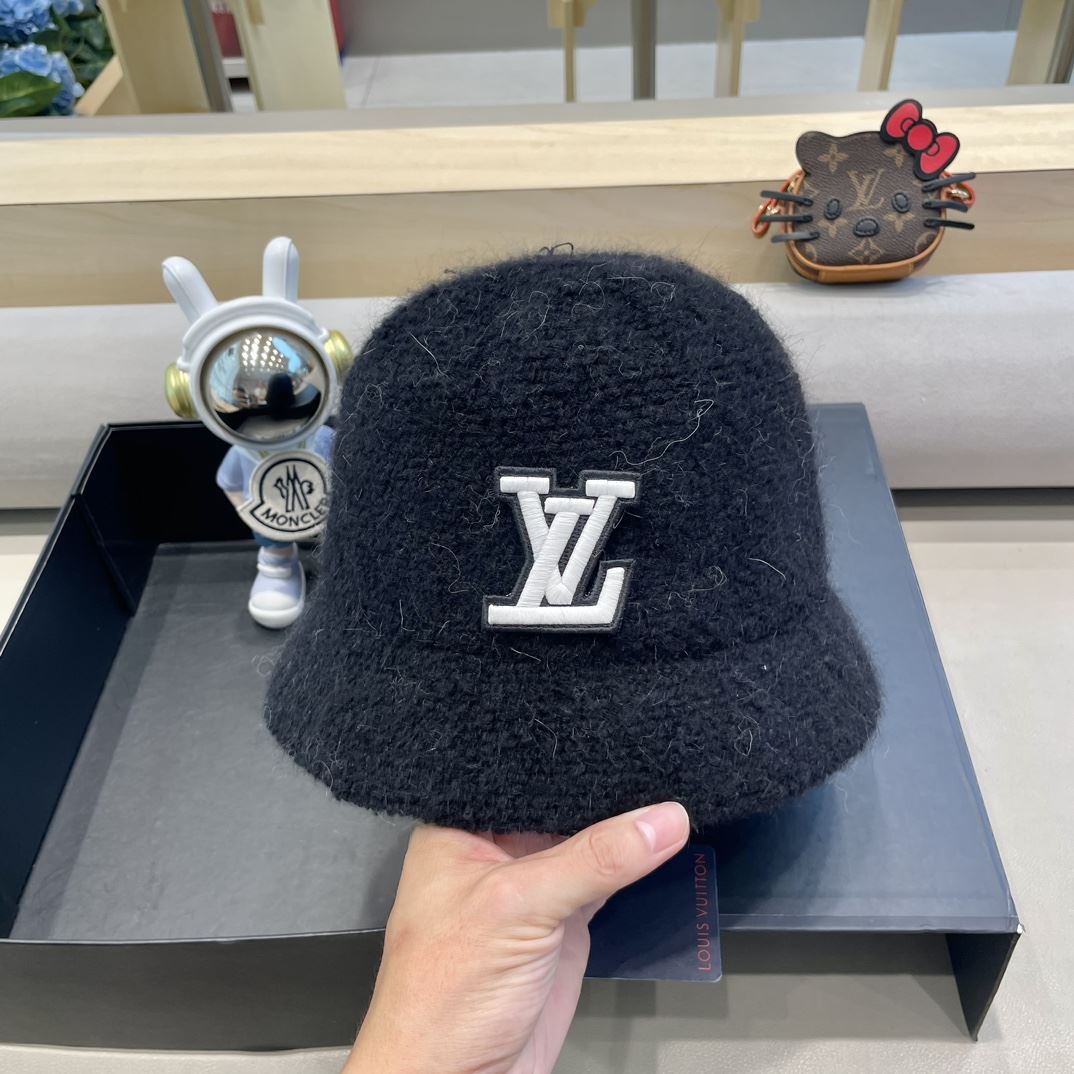 Louis Vuitton Caps